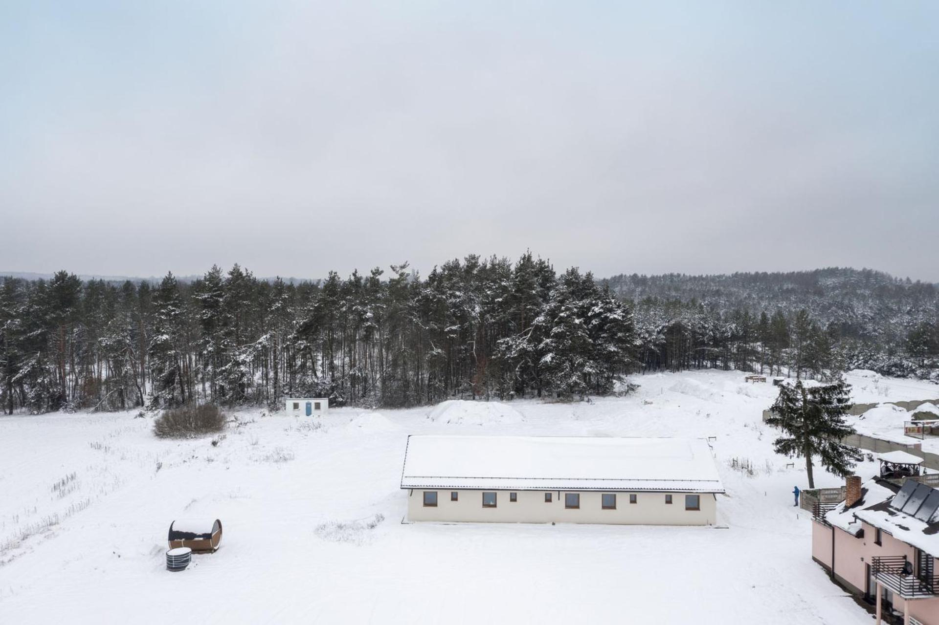 Jurajskie Pokoje Pod Lasem Боболице Экстерьер фото